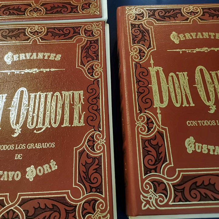 Don Quijote con ornamentos grabados en dorado, trabajo de TodoEmpaste